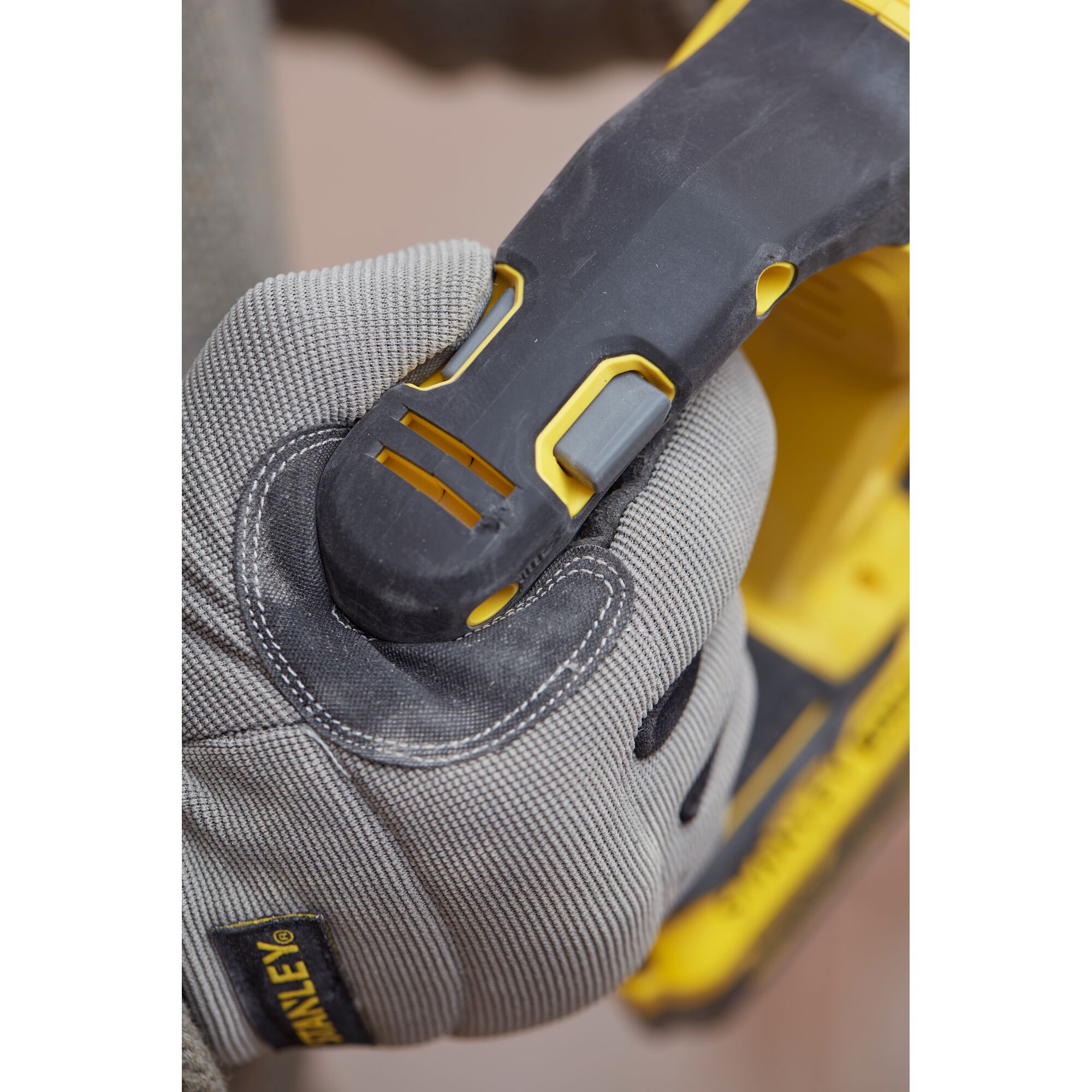20V Brushless SDS Hammer