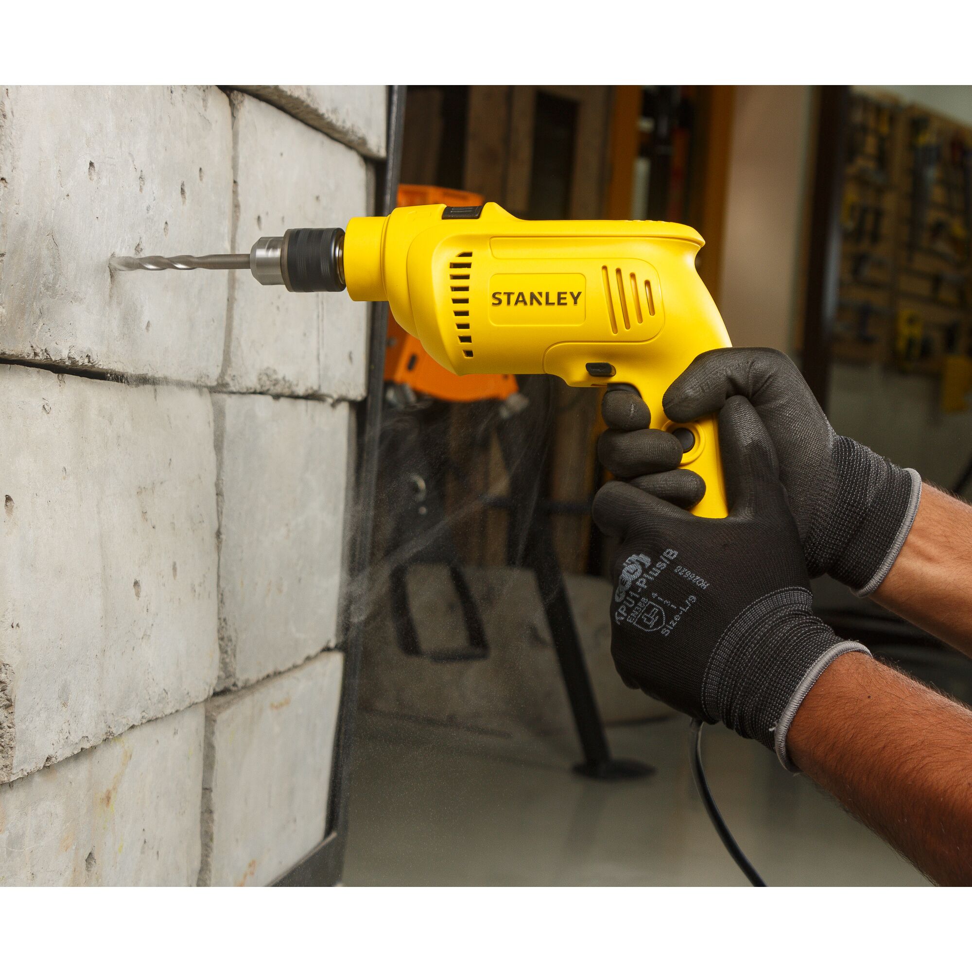550W Drill Kit With 120+ Pieces