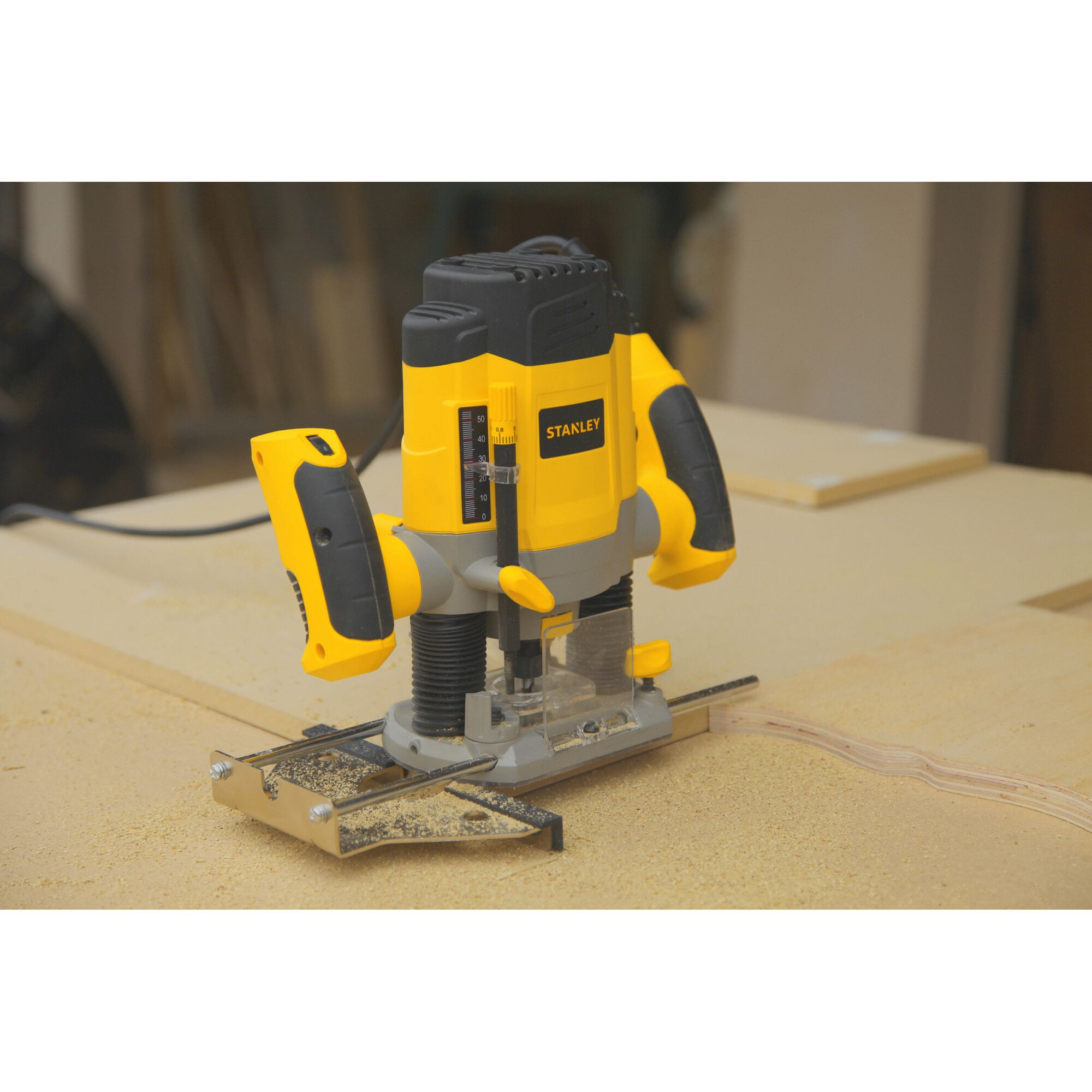 1200W Variable Speed Plunge Router