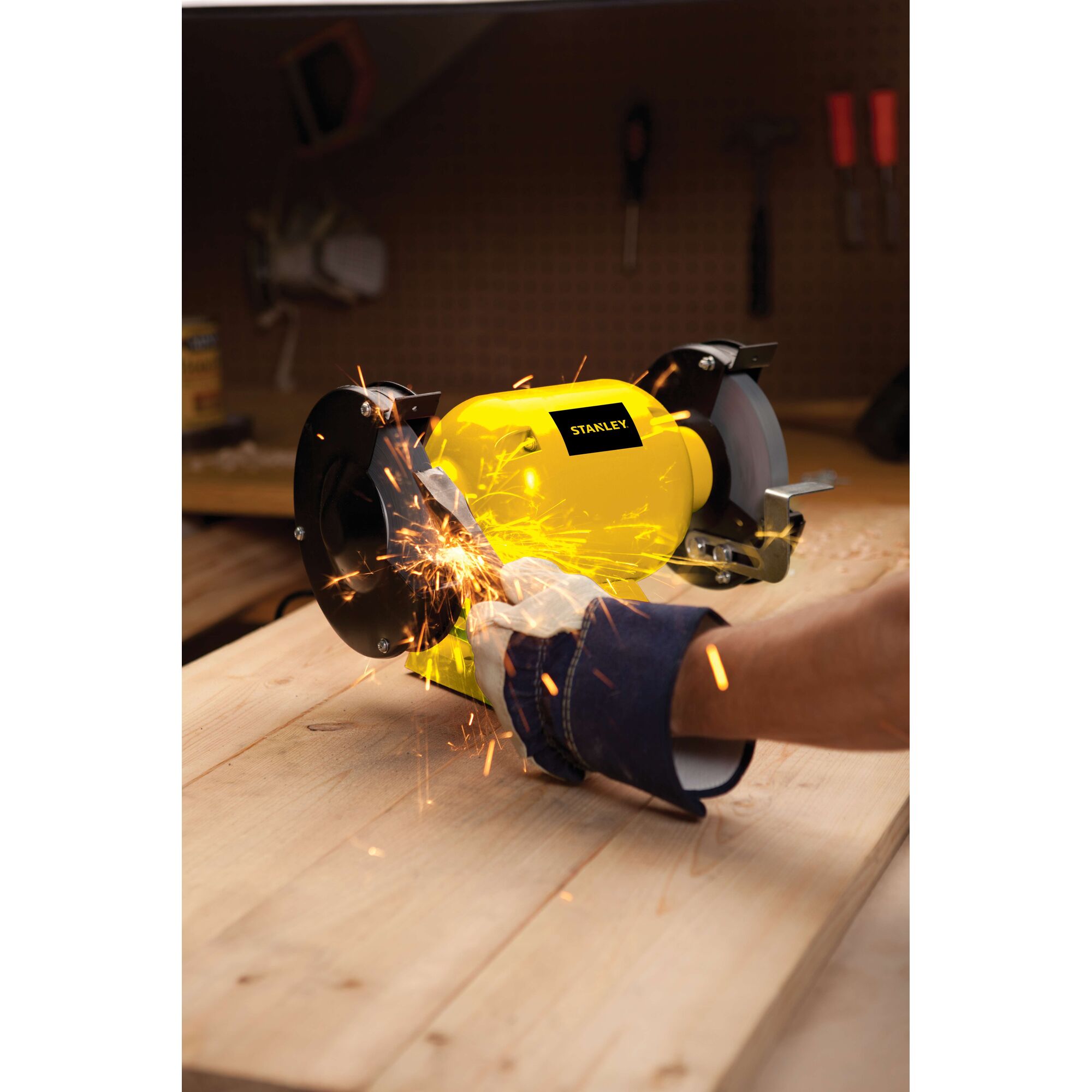 1/2 HP Bench Grinder 1/2 HP Bench Grinder