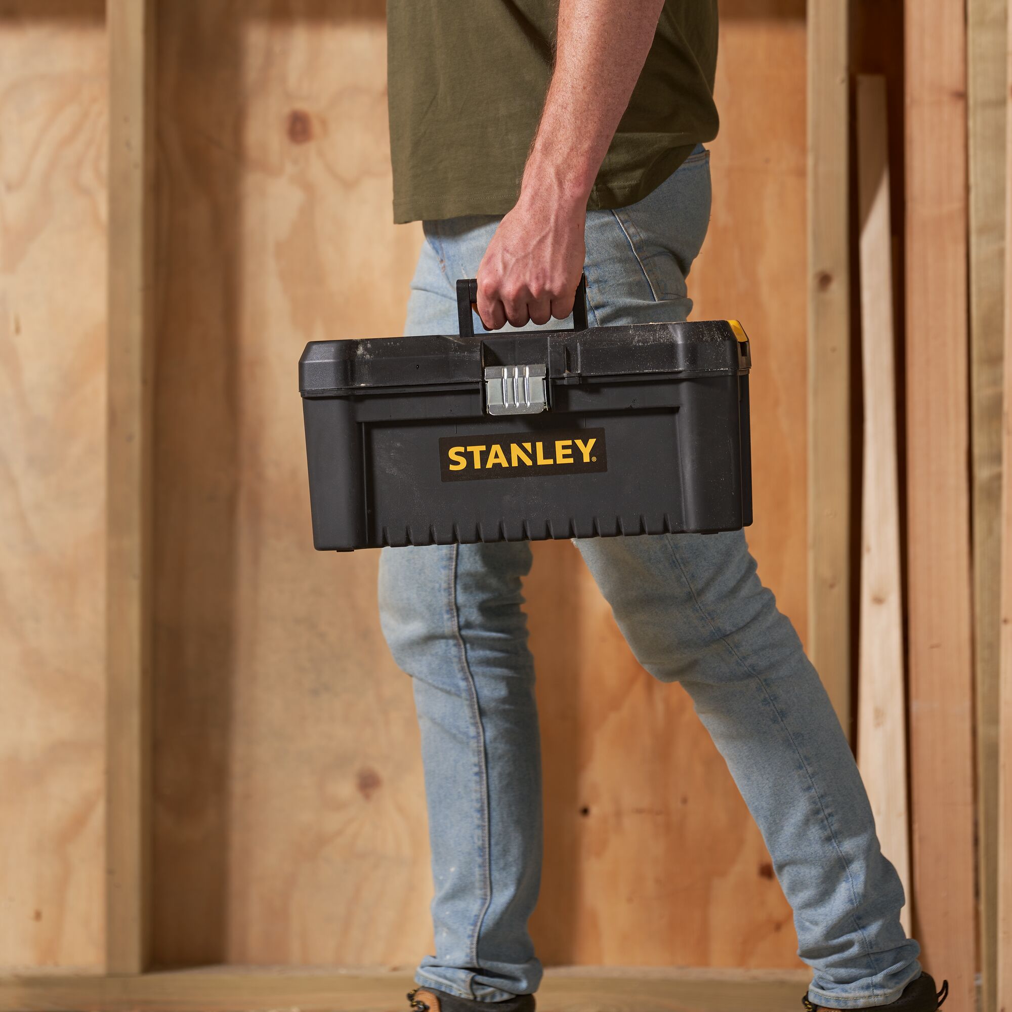 STANLEY® 16 in. Essential Tool Box With Metal Latches | STANLEY