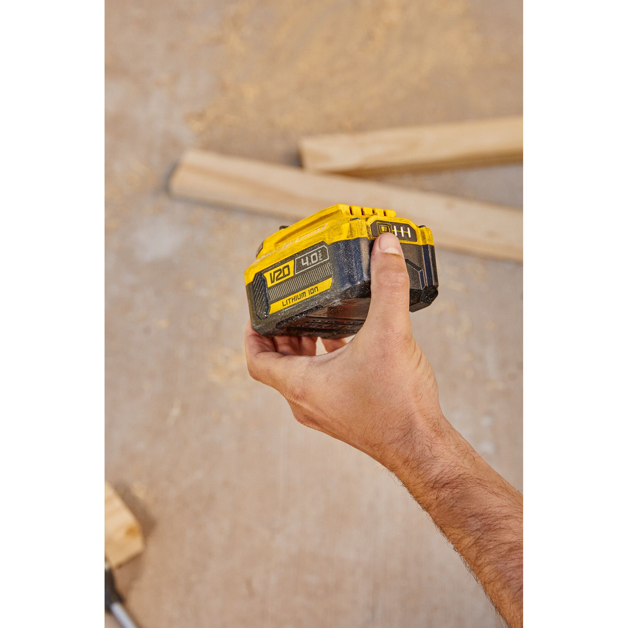 BATTERY FEATURESTANLEY  CONSTRUCTIONHIGH ANGLE BATTERY FEATURE IN CONSTRUCTION ENVIROMENT