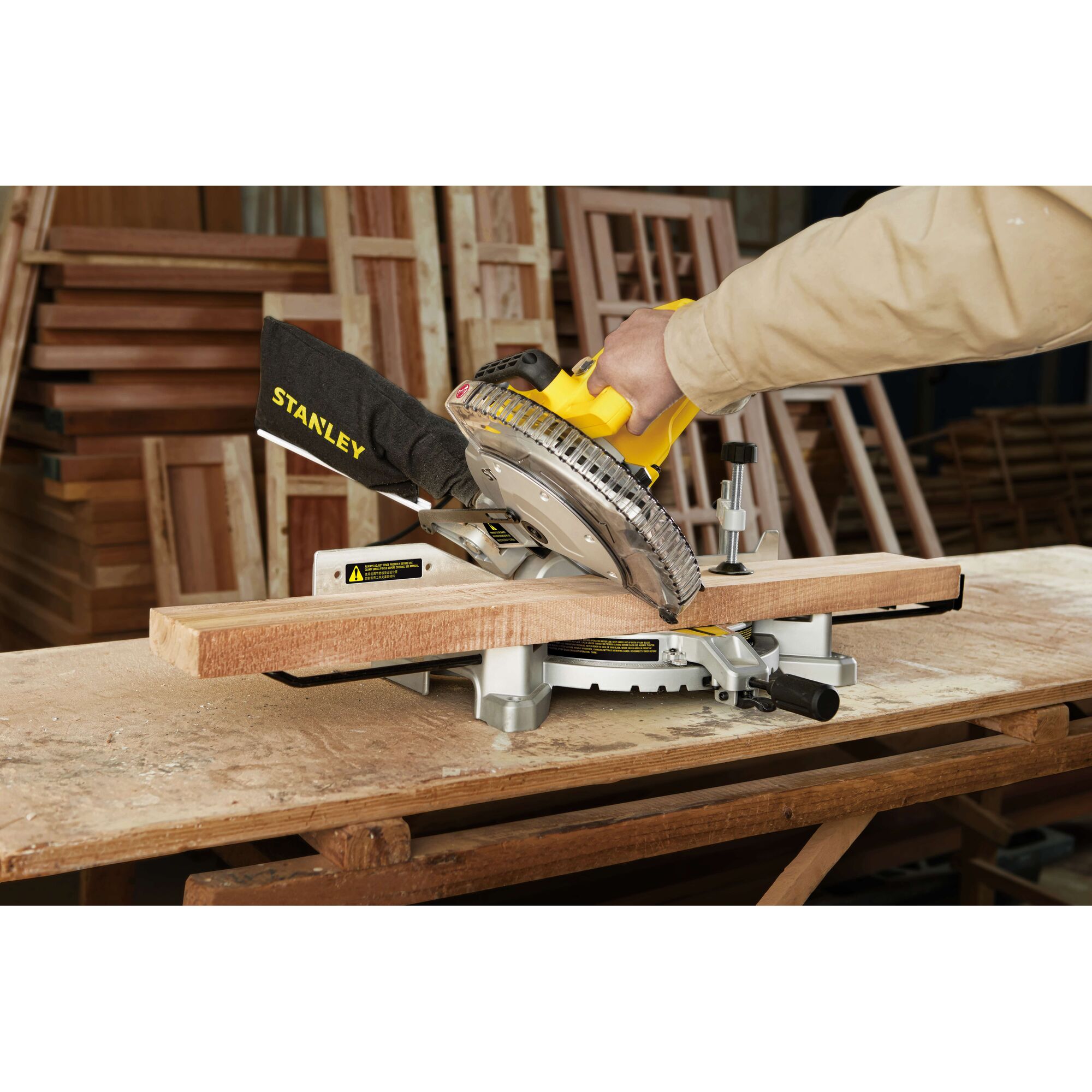 1600W 10 in. Compound Mitre Saw