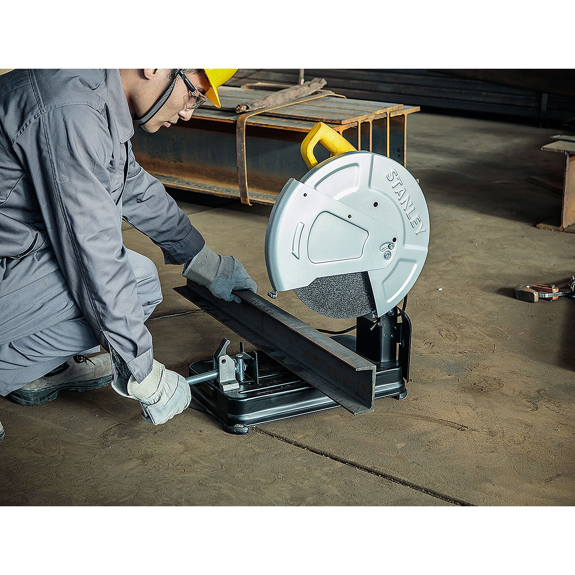 2200W Tradesman ChopSaw