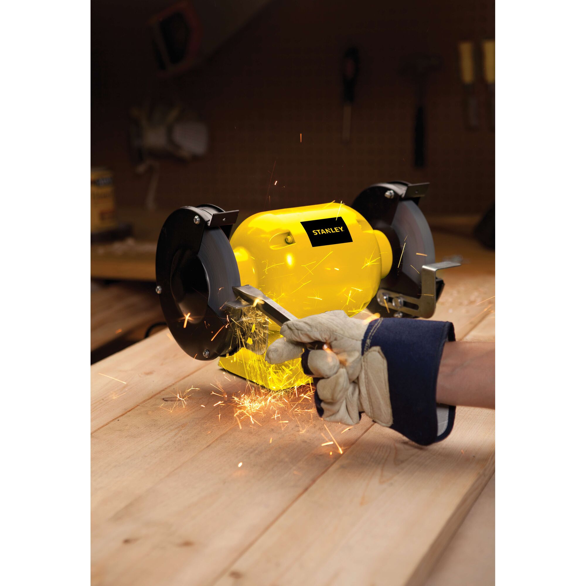 1/2 HP Bench Grinder