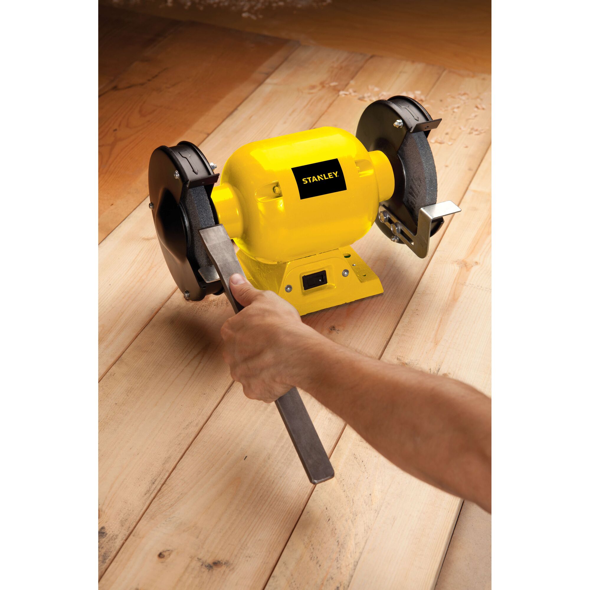 1/2 HP Bench Grinder