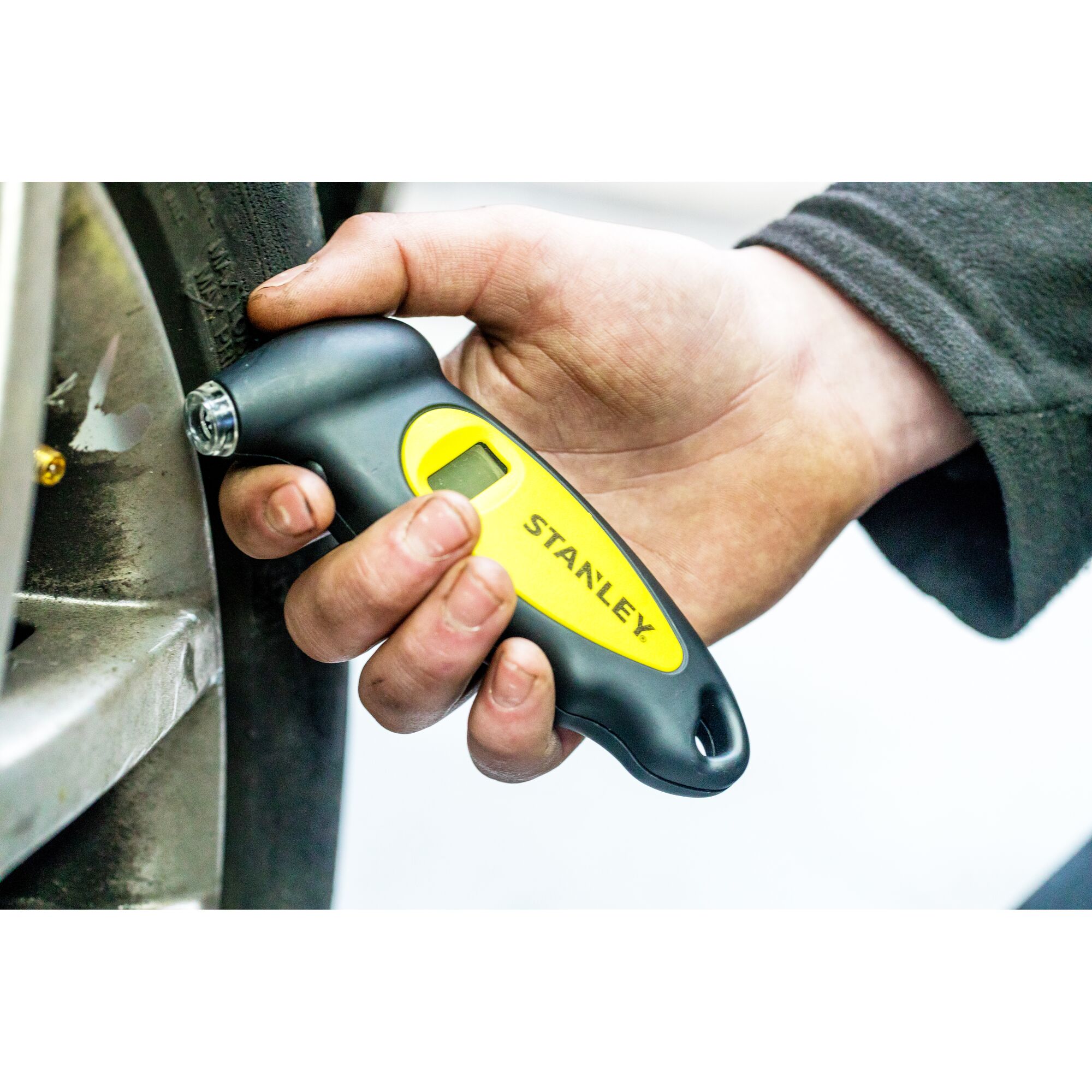 STANLEY® Digital Tire Pressure Gauge