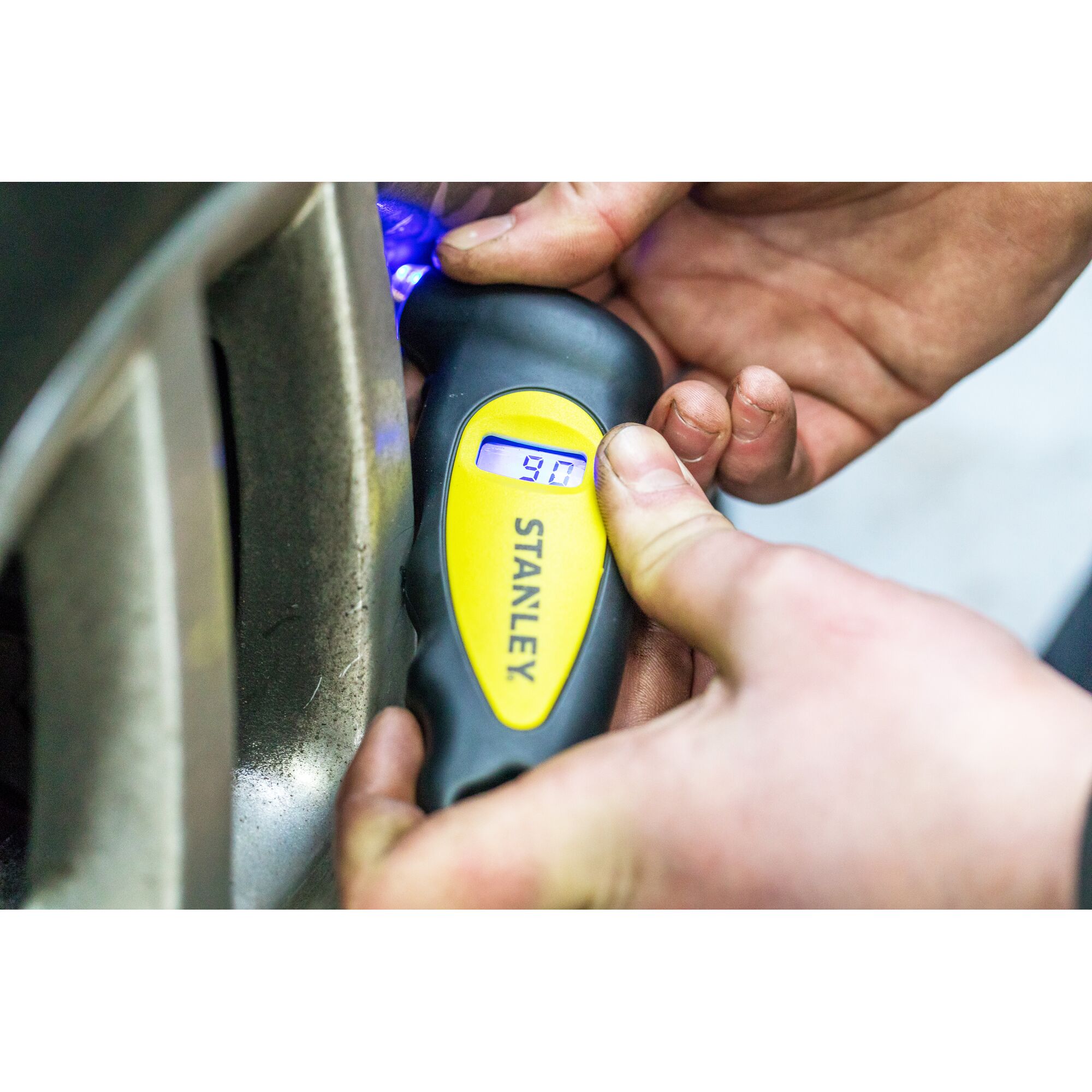 STANLEY® Digital Tire Pressure Gauge