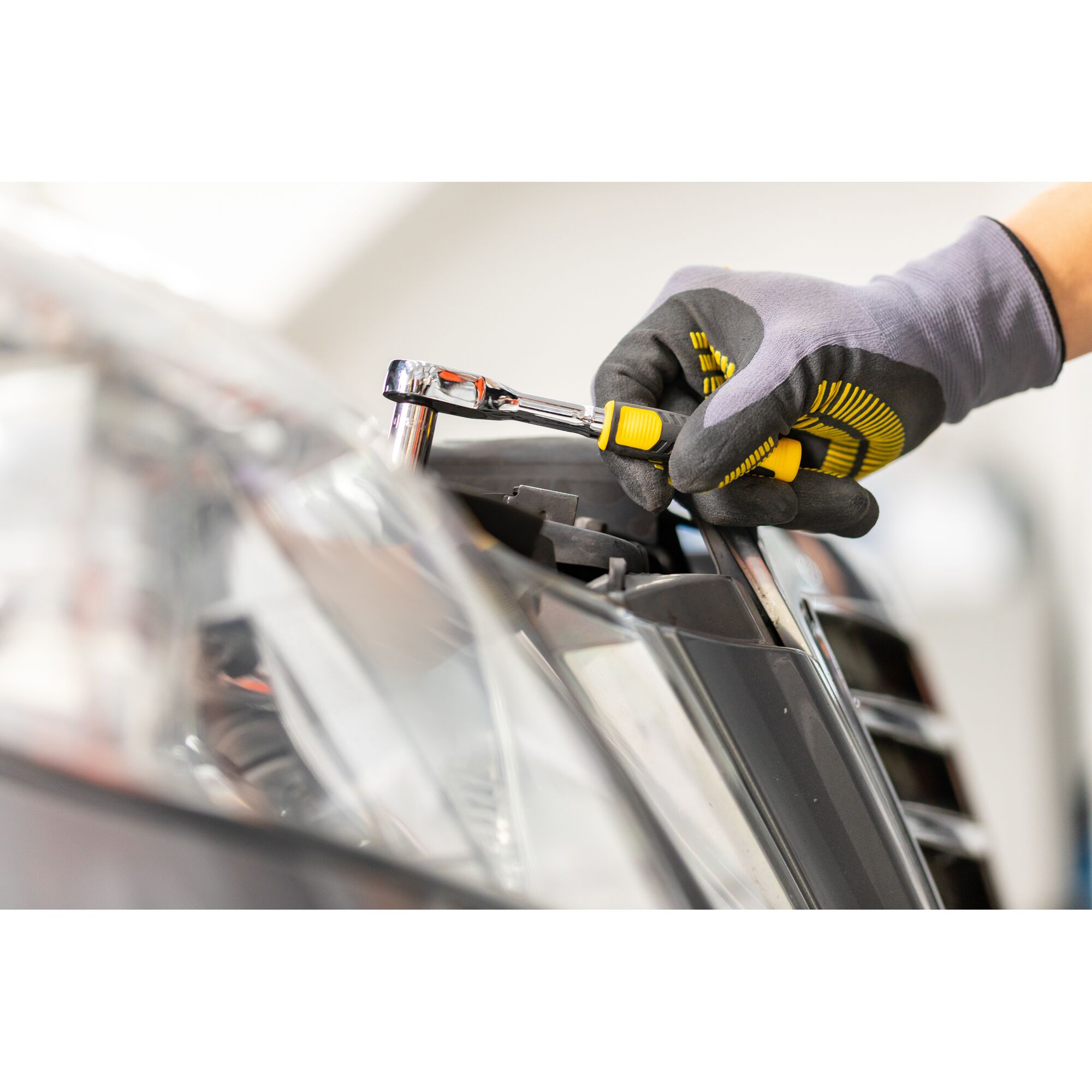 STANLEY® 1/4 in. Compact Socket Set (37 pc.)